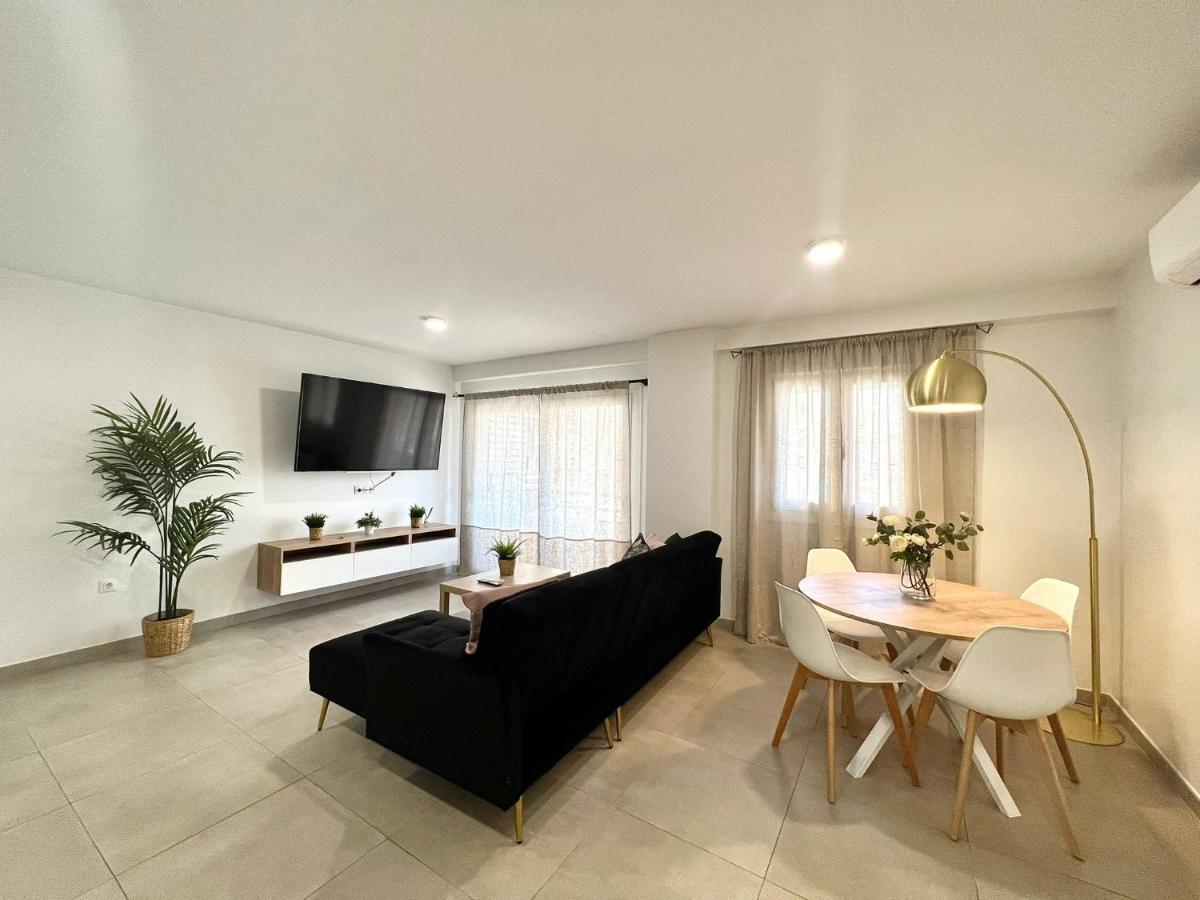 Scala & Balcony By Ele Apartments Malaga Luaran gambar